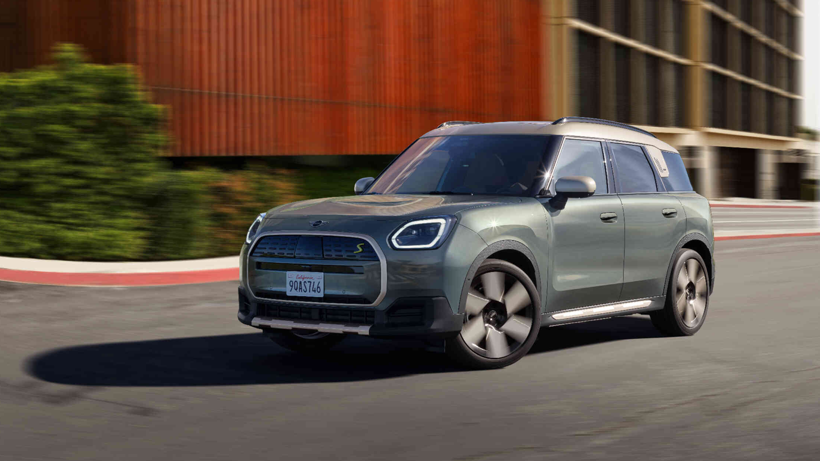 THE NEW ALL-ELECTRIC MINI COUNTRYMAN.