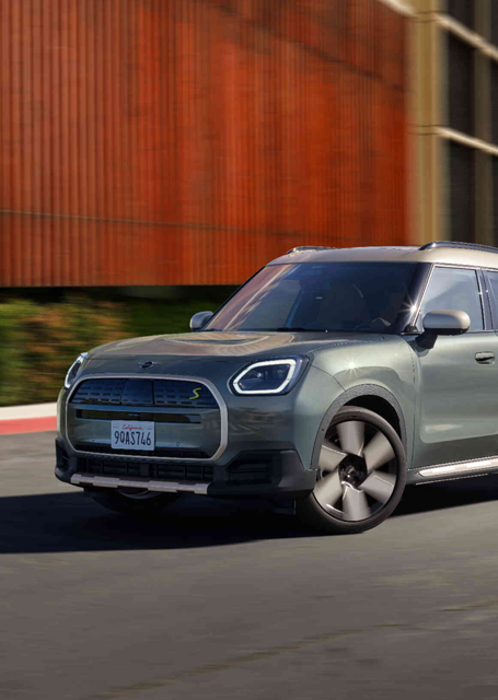 THE NEW ALL-ELECTRIC MINI COUNTRYMAN.